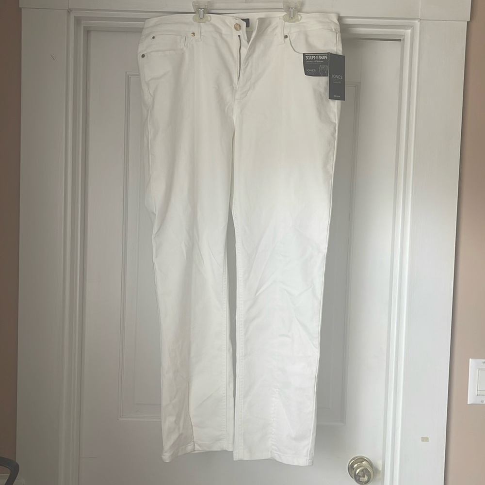 White split hem pants